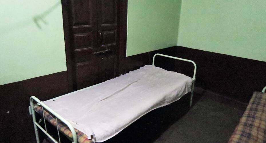 Alankar Lodge, Bhopal 4